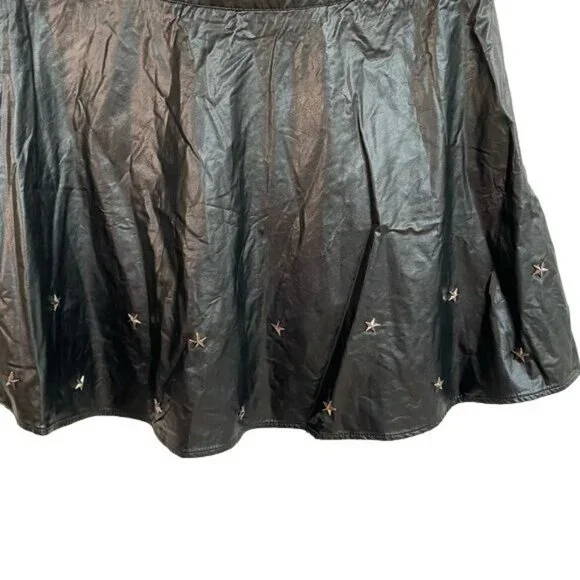 Sans Souci Star Studded Black Metal Vegan Leather Skirt Size L - Picture 6 of 12